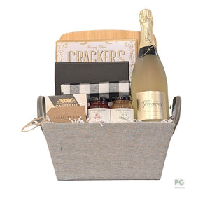 Deluxe Art of Charcuterie - Gift Basket